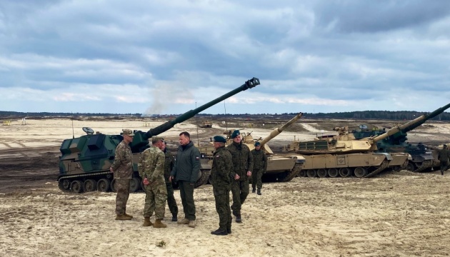 Польща може стати регіональним центром обслуговування танків Abrams 