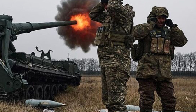 Defensores ucranianos repelen 56 ataques enemigos