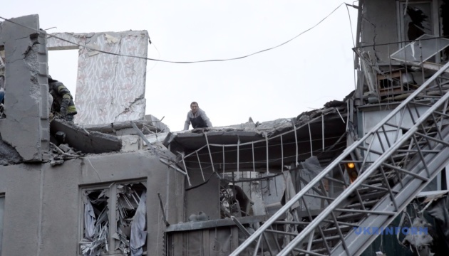 Russian shelling damages over 50% of high-rise buildings in Sloviansk community