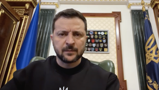 Zelensky destaca a los soldados de las Fuerzas Armadas de Ucrania por el exitoso asalto en Bajmut