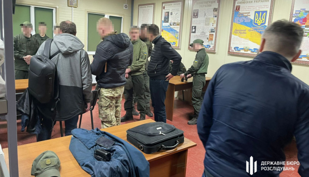 ДБР розслідує факти знущання офіцера з військового на Івано-Франківщині