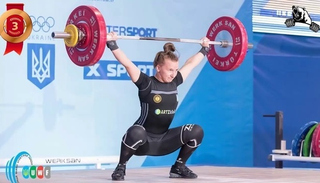 Українська важкоатлетка Гангур здобула дві медалі на чемпіонаті Європи