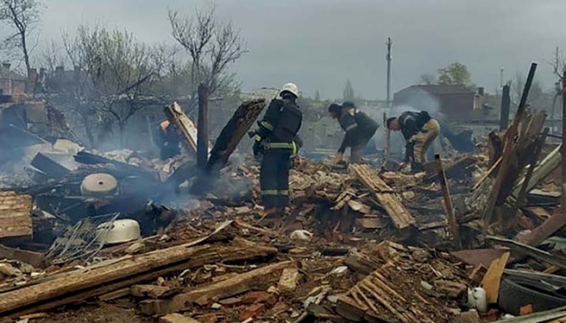 Guerre en Ukraine : Deux civils tués dans une frappe aérienne russe sur Vovtchansk 