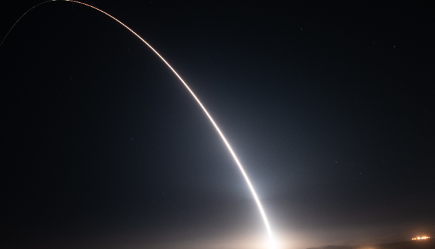 США випробували міжконтинентальну балістичну ракету