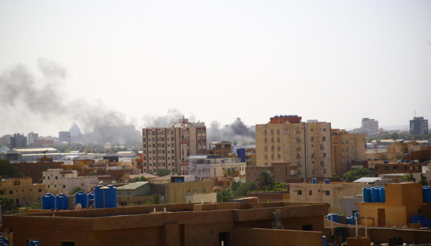 Євросоюз планує можливу евакуацію своїх громадян із Судану – AFP