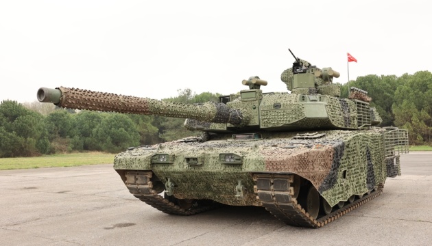 Ердоган представив новий турецький танк «Алтай»
