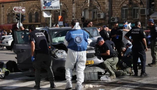 У центрі Єрусалима автомобіль в'їхав у натовп, п'ятеро постраждалих