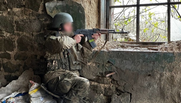 Border guards repel Russian attack in close combat in Bakhmut