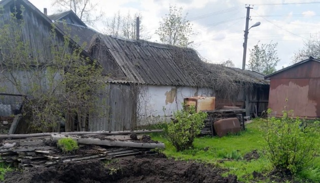 Russian helicopter fire at village in Sumy region