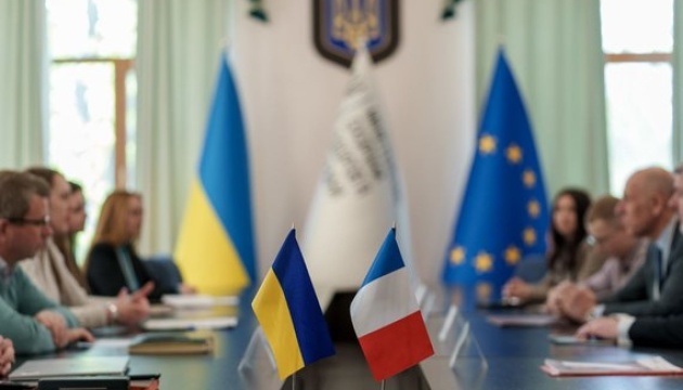 Французька фармкомпанія готова долучитися до відбудови медичної інфраструктури України