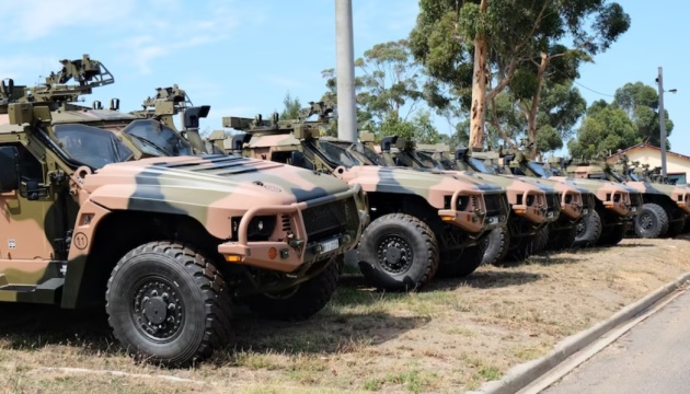 Le ministre de la Défense appelle l'Australie à fournir des véhicules blindés Hawkei à l'Ukraine