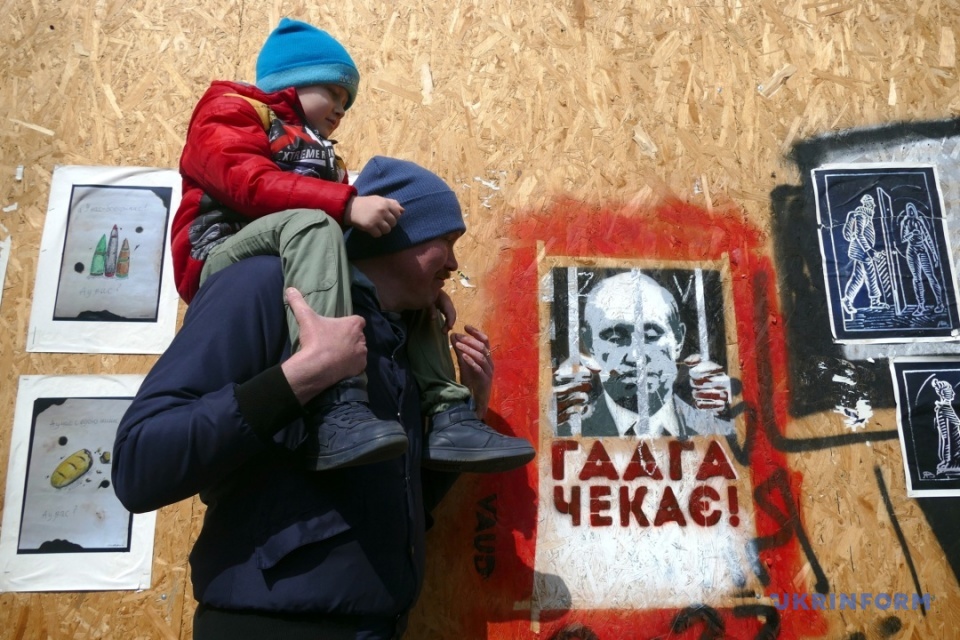 Виставка політичного плакату в Одесі / Фото: Юлій Зозуля, Укрінформ 
