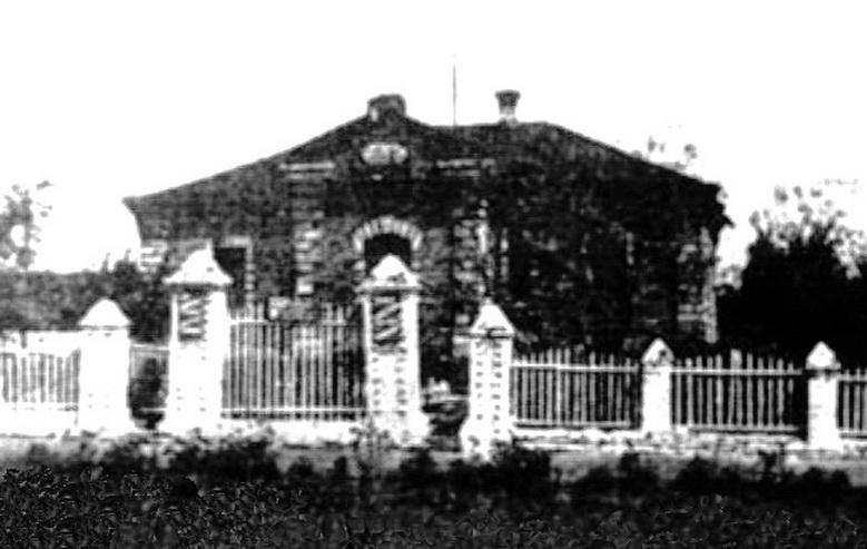 Олексіївська школа, де у 1887-1894 рр. вчителював Борис Грінченко