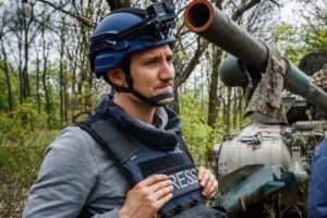 "Por siempre joven": El periodista francés Arman Soldin, muerto en un ataque ruso con misiles