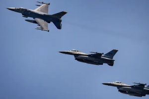 Bélgica entregará cazas F-16 a Ucrania este año