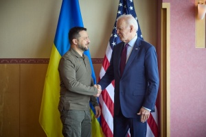 Новий пакет допомоги США дасть змогу замінити бригади, які зараз на полі бою - Президент