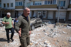 Кличко - про загиблу у Голосіївському районі: Дивилася з балкона, як збивають дрони