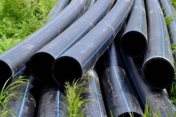 Mykoláiv recibe 3 km de nuevos tubos de polietileno de Dinamarca