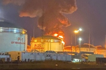 Oil depot on fire near Crimean bridge in Krasnodar region