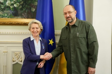 Von der Leyen, Shmyhal meet in London to discuss Ukraine’s restoration