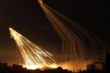 Les Russes ont bombardé Bakhmout avec des munitions au phosphore
