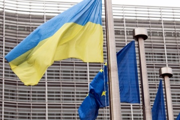 UE przyspieszy dostawy broni na Ukrainę – komisarz UE Brenton