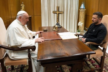 Watykan ujawnił szczegóły spotkania Zełenskiego z papieżem Franciszkiem

