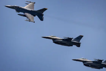 Departamento de Estado: Proporcionar F-16 a Ucrania es una prioridad para EE. UU.