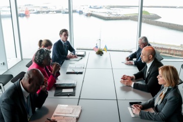 Shmygal se reúne en Reykjavík con la embajadora de EE. UU. ante la ONU y la agradece por los sistemas de defensa aérea