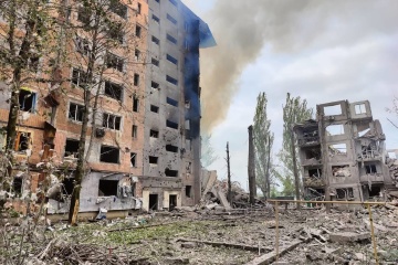 Woman killed, man injured as Russians shell two settlements in Donetsk region