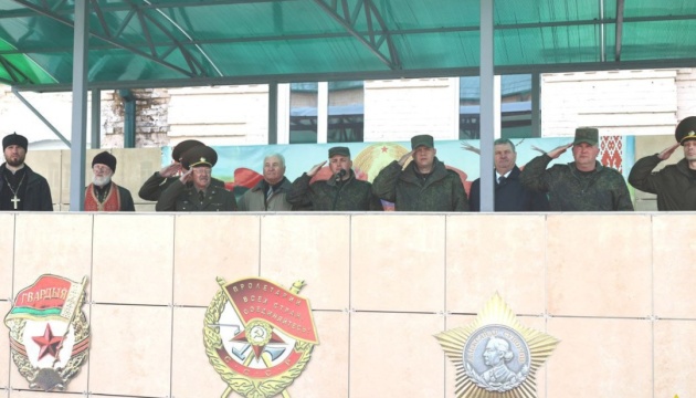 У білорусі перевірка чергової бойової готовності армії потроху «згортається»