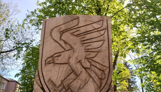 У Житомирі створюють дерев’яну скульптуру, присвячену 95-ій бригаді