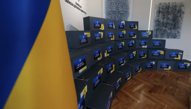 Львівський ІТ-кластер передав 75 систем Starlink для потреб ЗСУ
