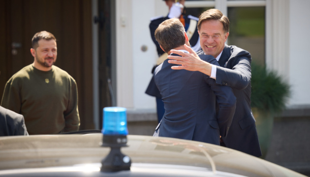 Прем'єр Бельгії прибув до Гааги на зустріч із Зеленським