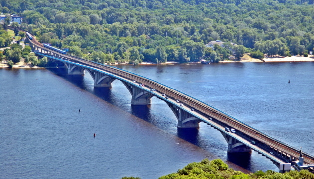 У КМДА заявили про стратегічне значення мостів Метро і Патона для столиці