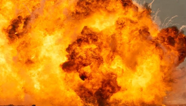Explosions heard in Mariupol