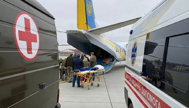 На лікування за кордон евакуювали ще 34 українців