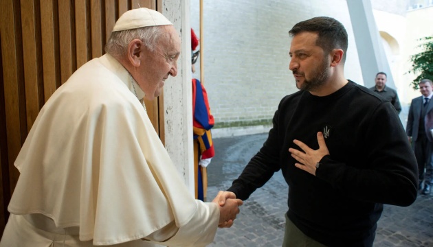 Зеленський зустрівся з Папою Франциском у Ватикані