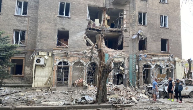 Guerre en Ukraine : Dix régions bombardées, sept morts et vingt-huit blessés en 24 heures 