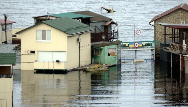 Hochwasser: 460 Haushalte in sechs Regionen bleiben überflutet