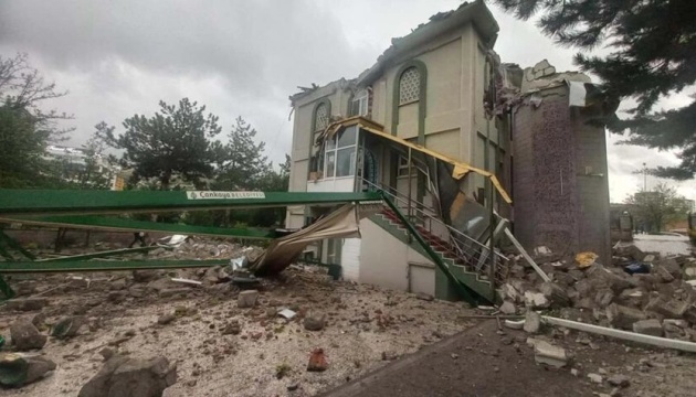 Ураган в Анкарі зруйнував мінарети мечетей, постраждала жінка