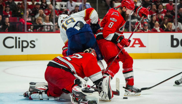 НХЛ: «Флорида» подвоїла рахунок у серії з «Кароліною» в 1/2 фіналу Кубка Стенлі