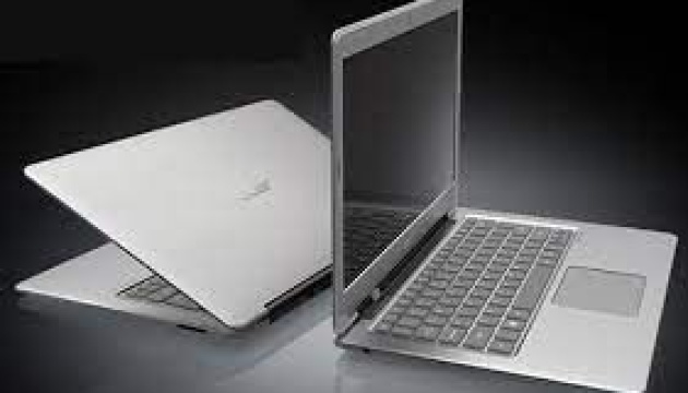 Який ноутбук вибрати для повсякденного використання: універсальний, ультрабук чи трансформер?
