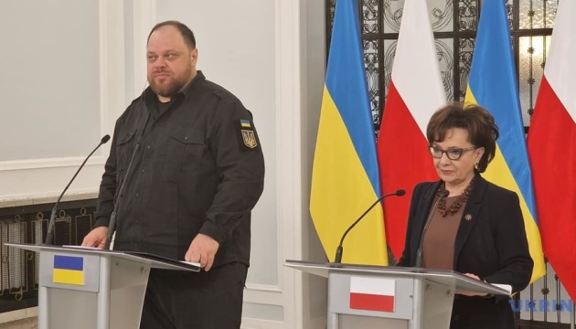 Le président de la Verkhovna Rada de l’Ukraine et la présidente de la Diète de Pologne ont discuté du sommet de l’OTAN et de la reconstruction de l’Ukraine