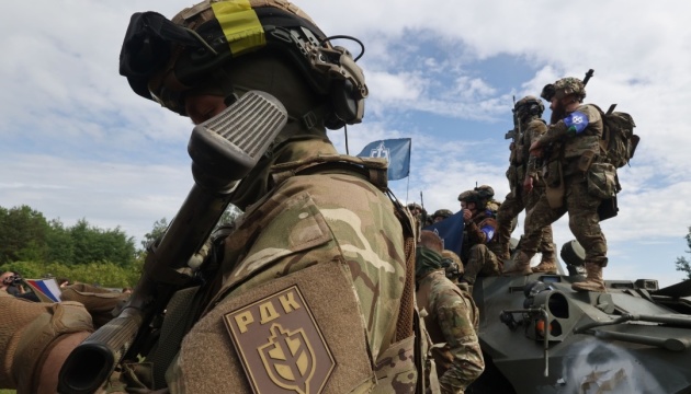 Russian volunteers announce cross-border raid into occupied Crimea, broadcasting appeal to locals via radio