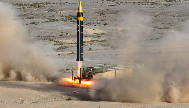 В Ірані представили новітню балістичну ракету - ЗМІ