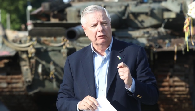Senator Graham says Ukraine's counteroffensive will show results in coming days and weeks