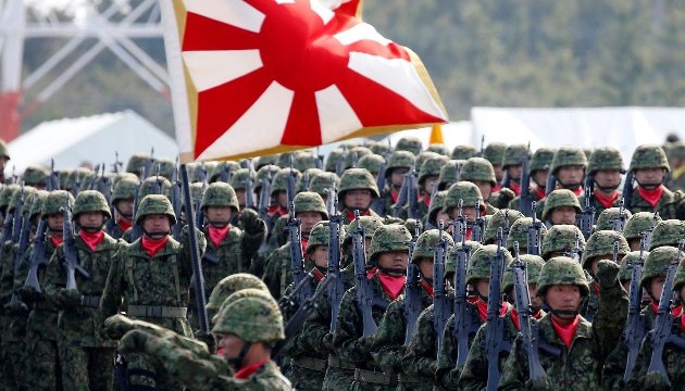У Японії провели масштабні навчання з бойовими стрільбами