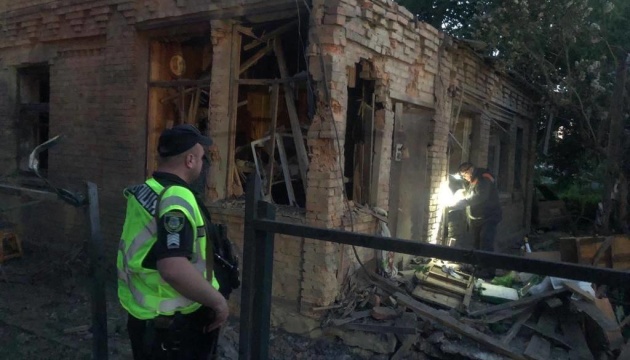 Пошкоджені будинки та інфраструктура: у поліції показали наслідки атаки на Київщину