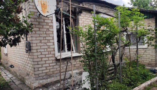 Росіяни за добу обстріляли вісім населених пунктів Донеччини 
